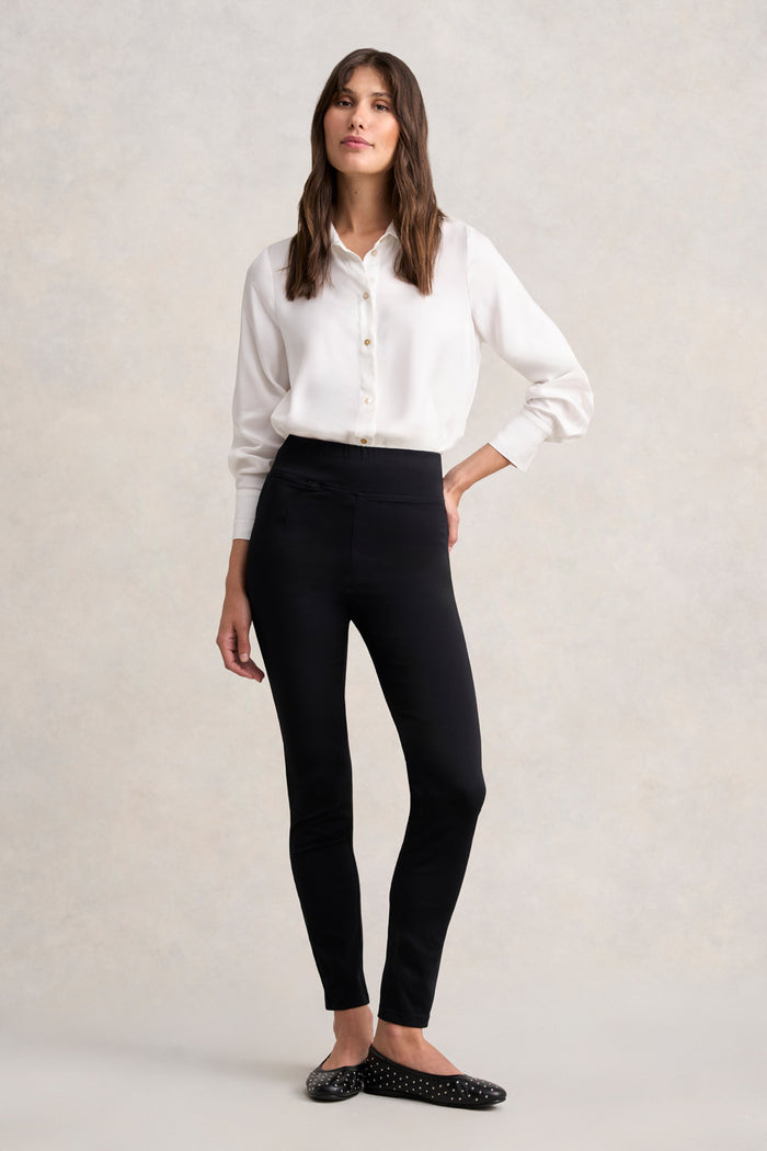 ZIP DETAIL SLIM LEG PANT - JET BLACK