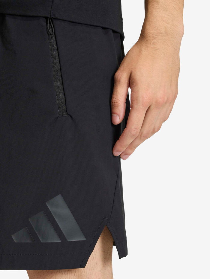 Z.N.E. Woven Short